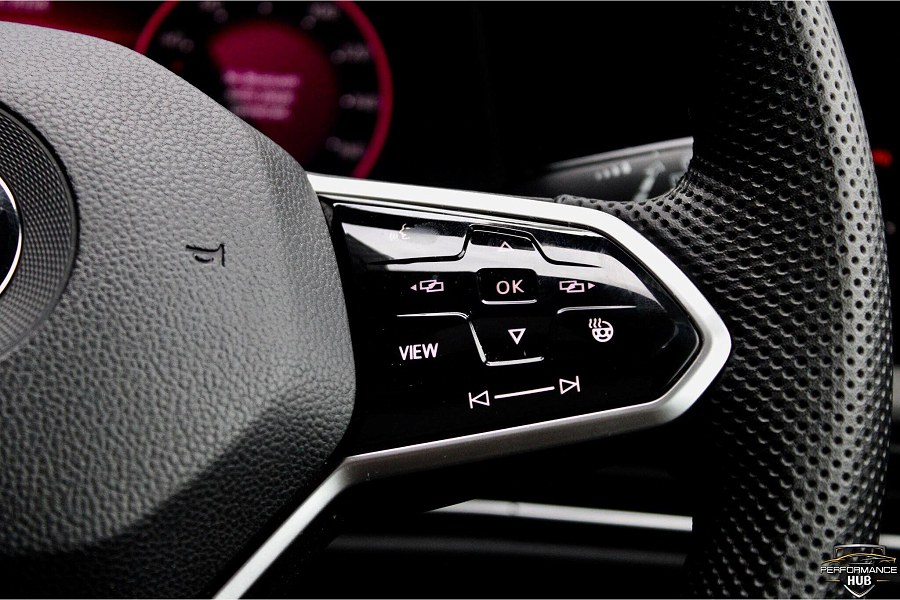 2022 Volkswagen Golf photo 12