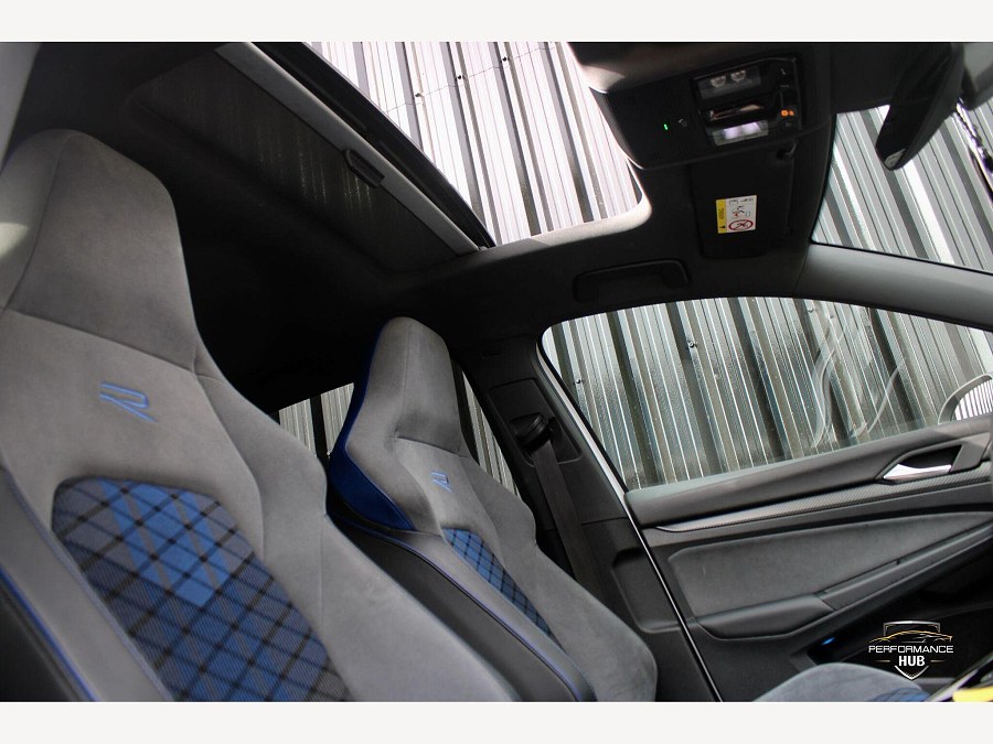 2022 Volkswagen Golf photo 8