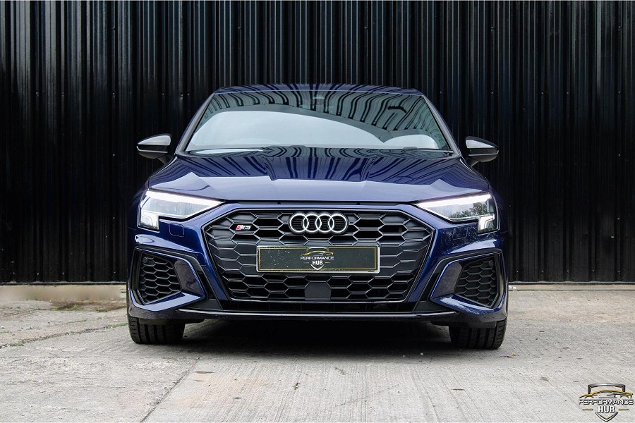 Audi S3 photo 2