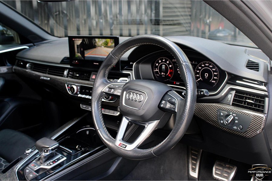 2021 Audi RS4 Avant photo 6