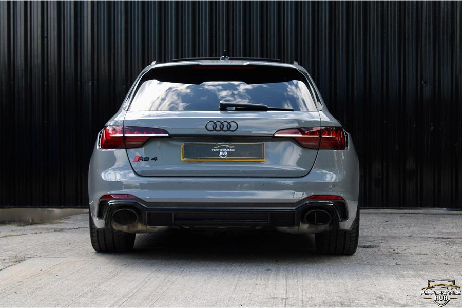 2021 Audi RS4 Avant photo 5