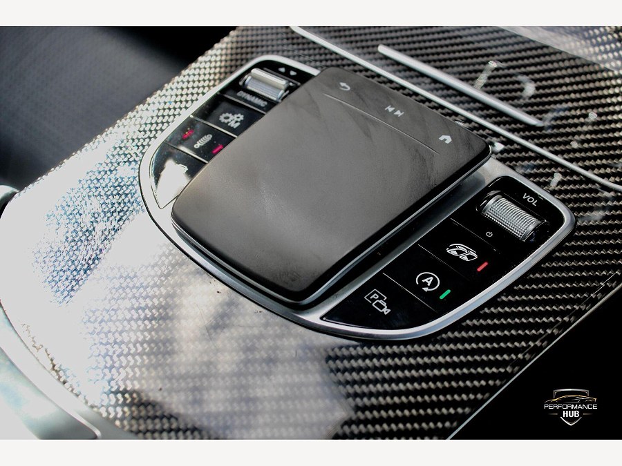 2022 Mercedes-Benz GLC photo 9