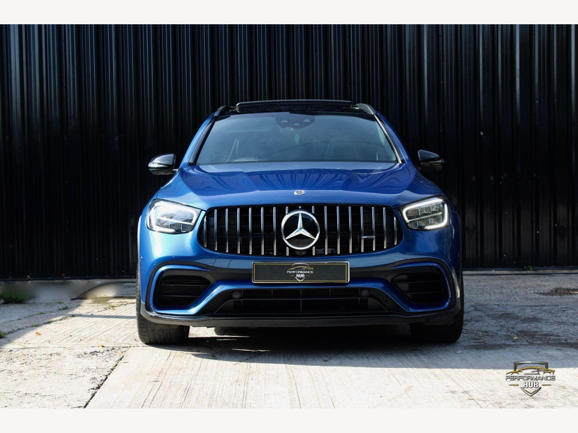 Mercedes-Benz GLC photo 2