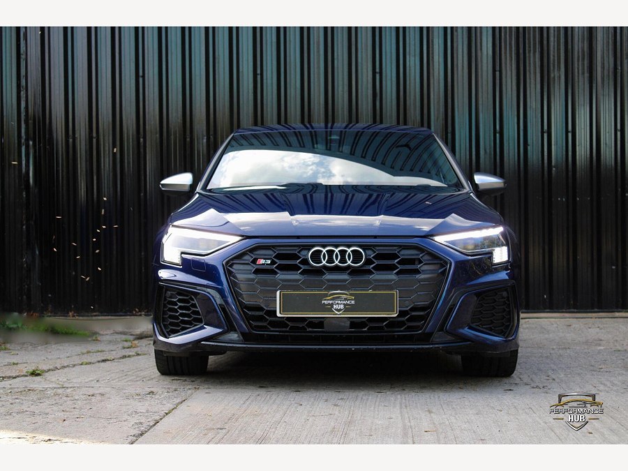 Audi S3 photo 2