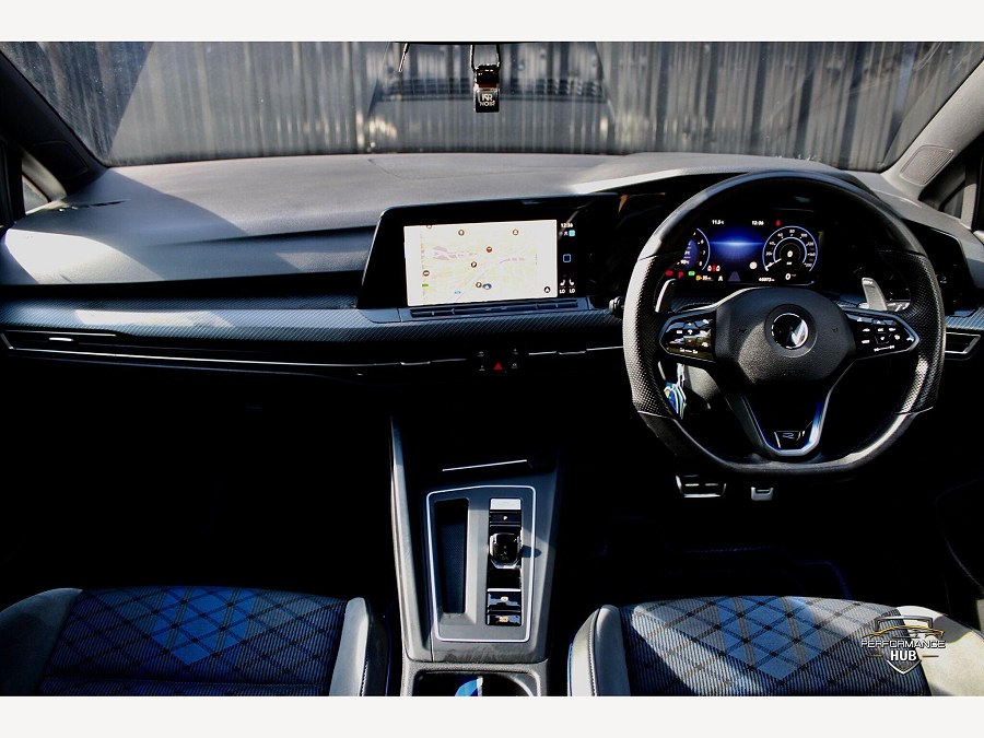 2021 Volkswagen Golf photo 9