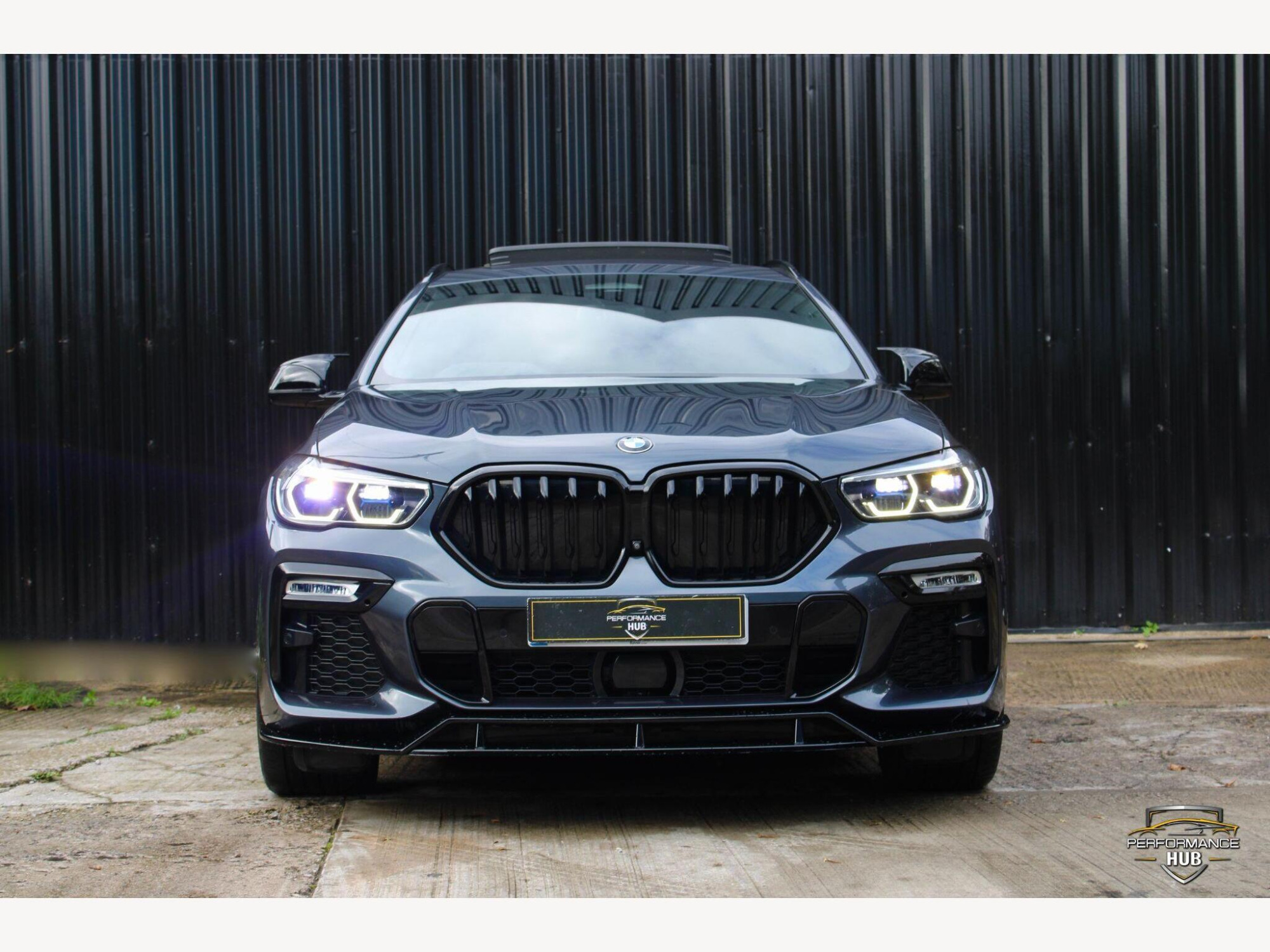 BMW X6 photo 2