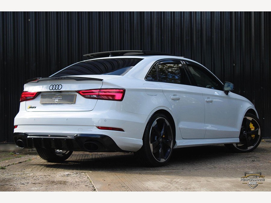2019 Audi RS3 photo 4
