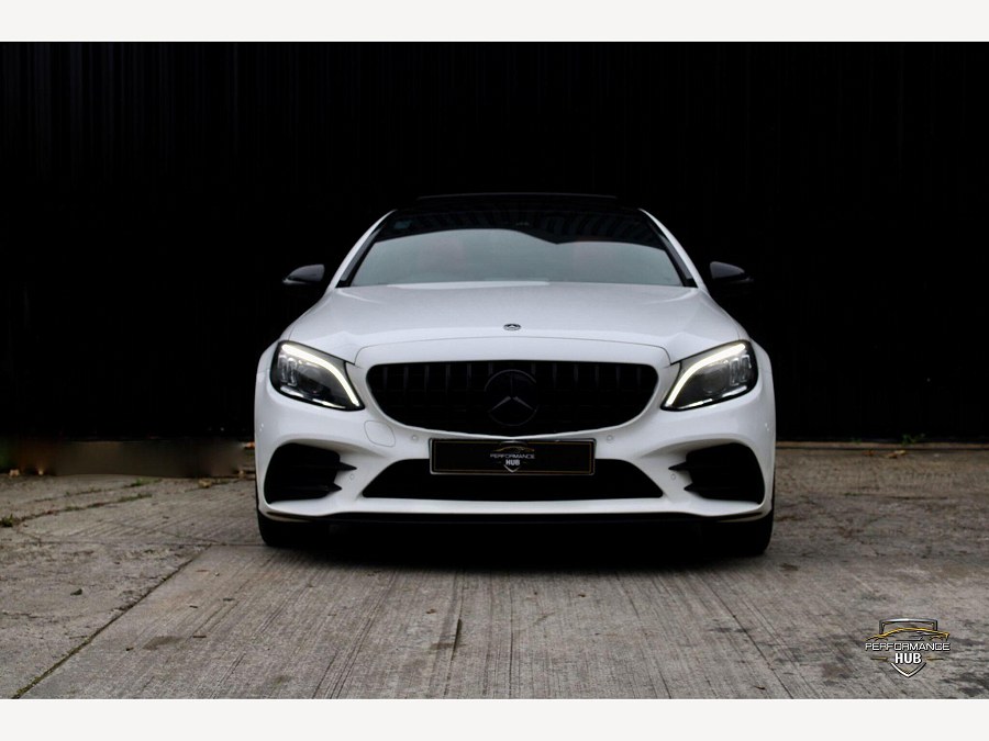 Mercedes-Benz C Class photo 2