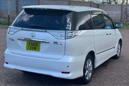 2009 Toyota Estima photo 6