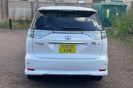 2009 Toyota Estima photo 10
