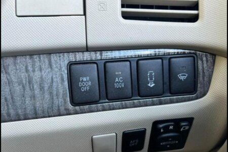 2009 Toyota Estima photo 12