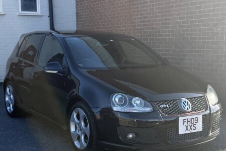 Volkswagen Golf photo 2