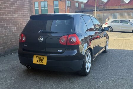 2009 Volkswagen Golf photo 5