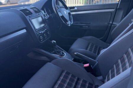2009 Volkswagen Golf photo 11