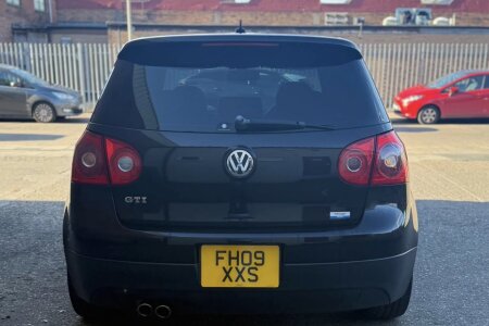 2009 Volkswagen Golf photo 14