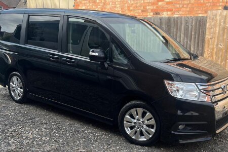 2010 Honda Stepwagon photo 3