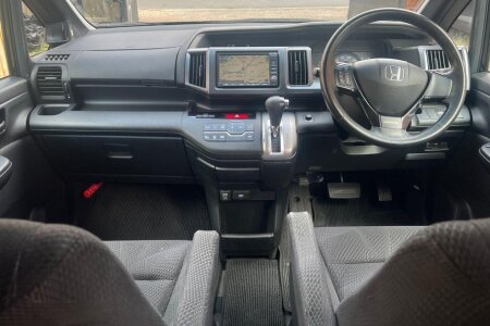 2010 Honda Stepwagon photo 6