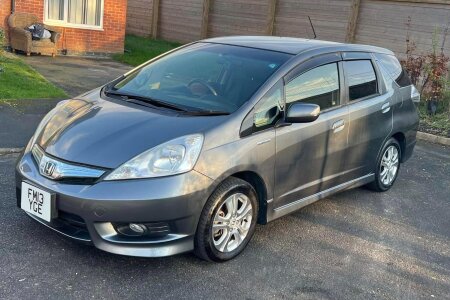 Honda Fit photo 2