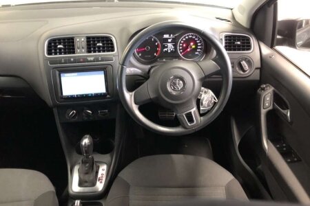 2013 Volkswagen Polo photo 7
