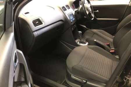 2013 Volkswagen Polo photo 8