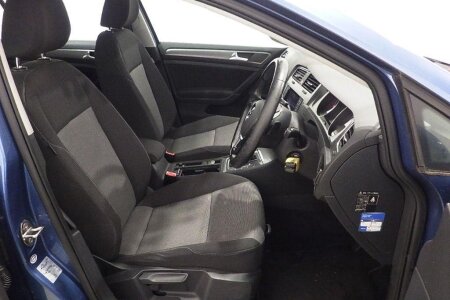 2014 Volkswagen Golf photo 4