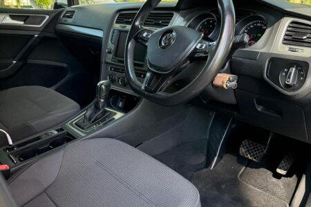 2014 Volkswagen Golf photo 7