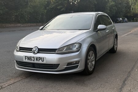 Volkswagen Golf photo 2