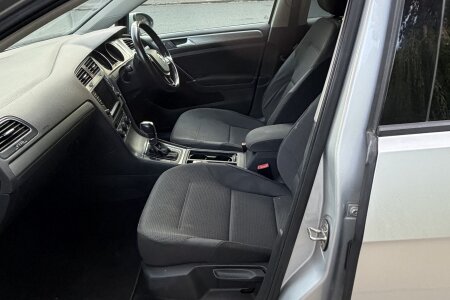 2014 Volkswagen Golf photo 8