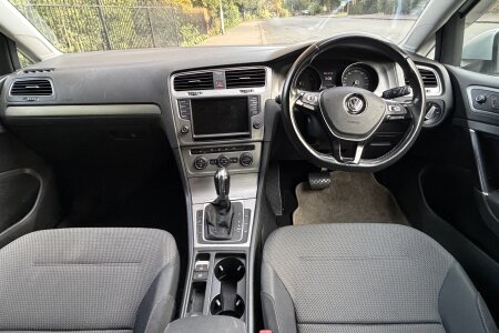 2014 Volkswagen Golf photo 11