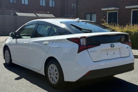 2022 Toyota Prius photo 3