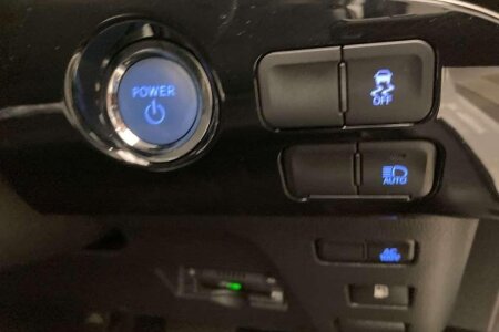 2022 Toyota Prius photo 11