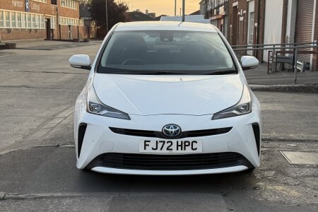 2022 Toyota Prius photo 3