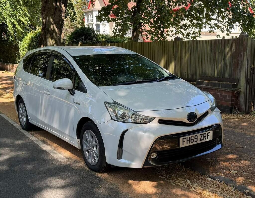 2020 Toyota Prius Alpha Prius Alpha 7 Seats for sale at Japan Car Importers