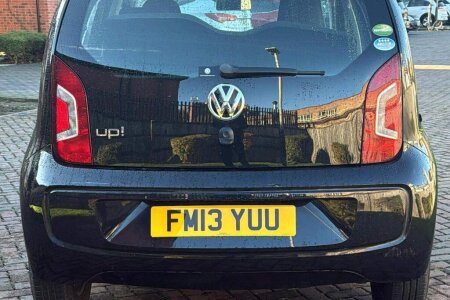 Volkswagon UP photo 8