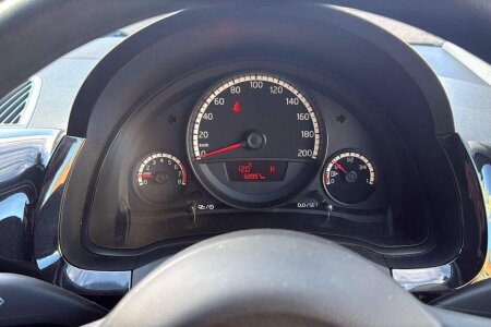 Volkswagon UP photo 11