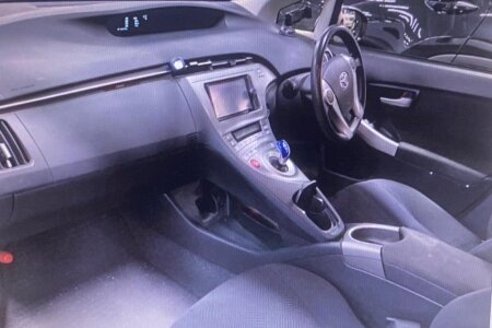 Toyota Prius photo 5