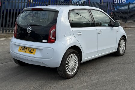 2013 Volkswagon Up! photo 9