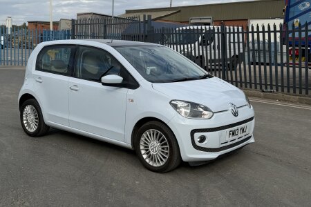 2013 Volkswagon Up! photo 5