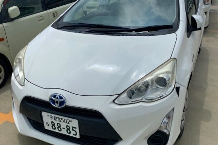 2016 Toyota Aqua photo 4
