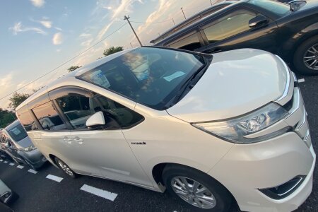 2018 Toyota Noah photo 9