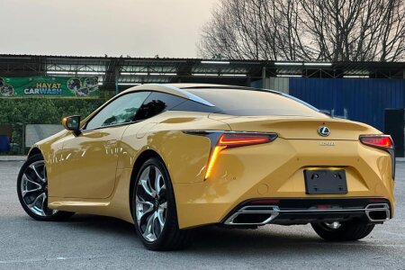 LEXUS LC500 photo 2