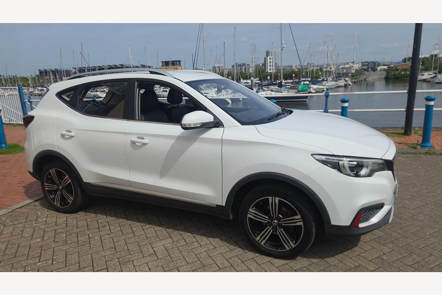 MG MG ZS photo 2