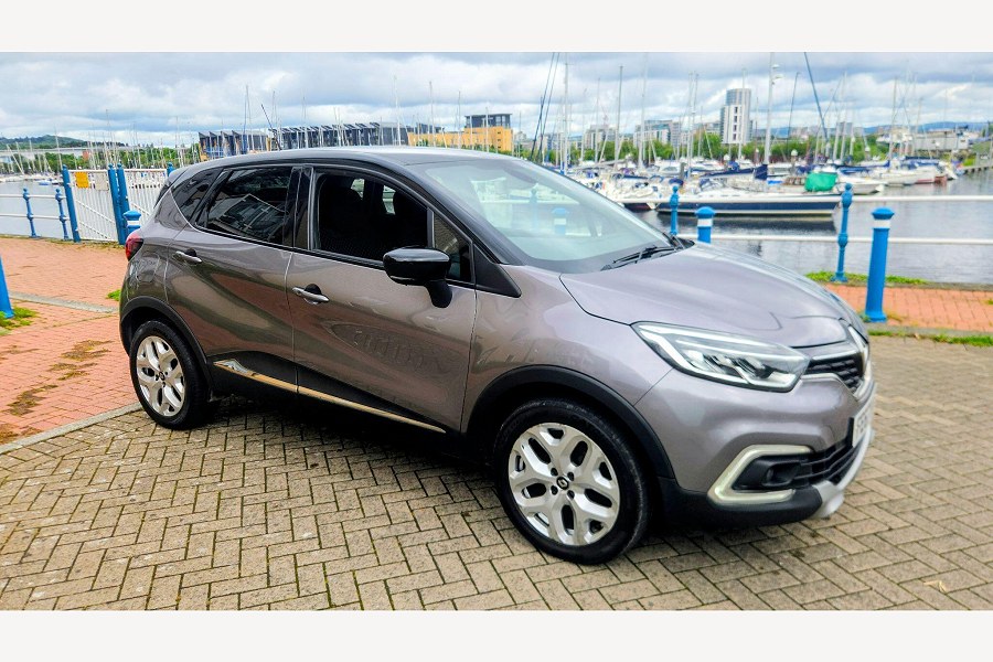 Renault Captur photo 2