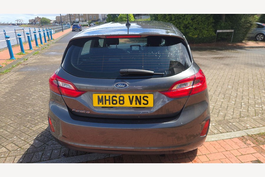 2019 Ford Fiesta photo 13