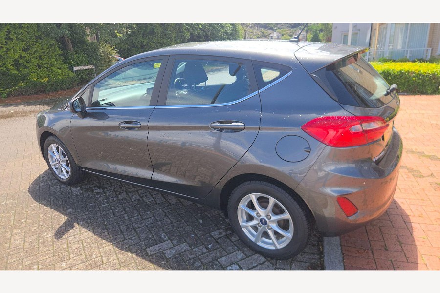 2019 Ford Fiesta photo 10