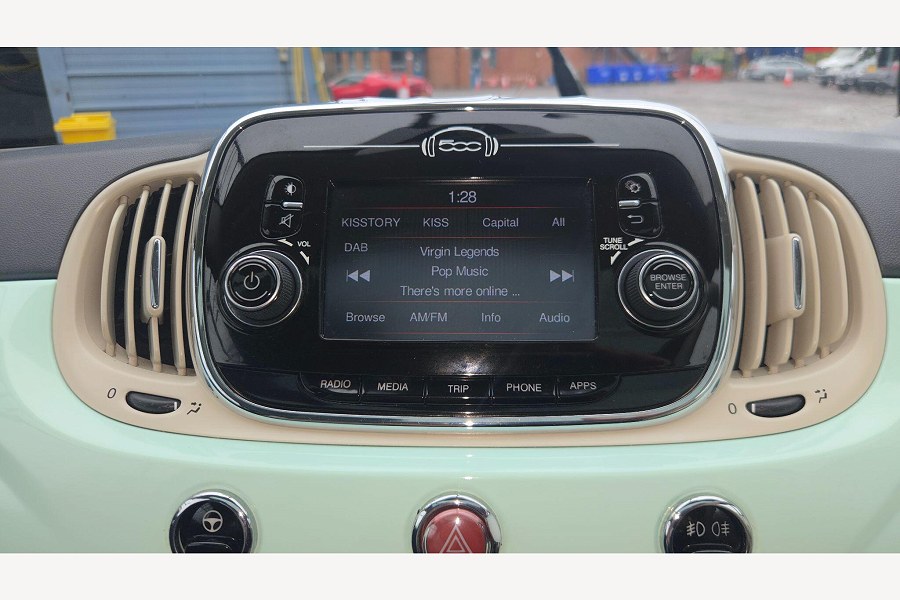2017 Fiat 500 photo 13