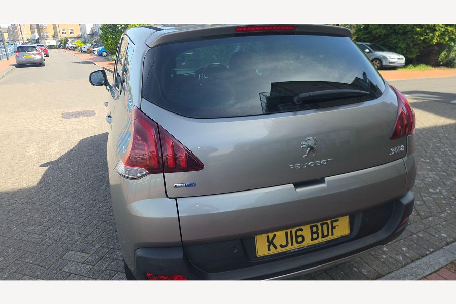 2016 Peugeot 3008 photo 13