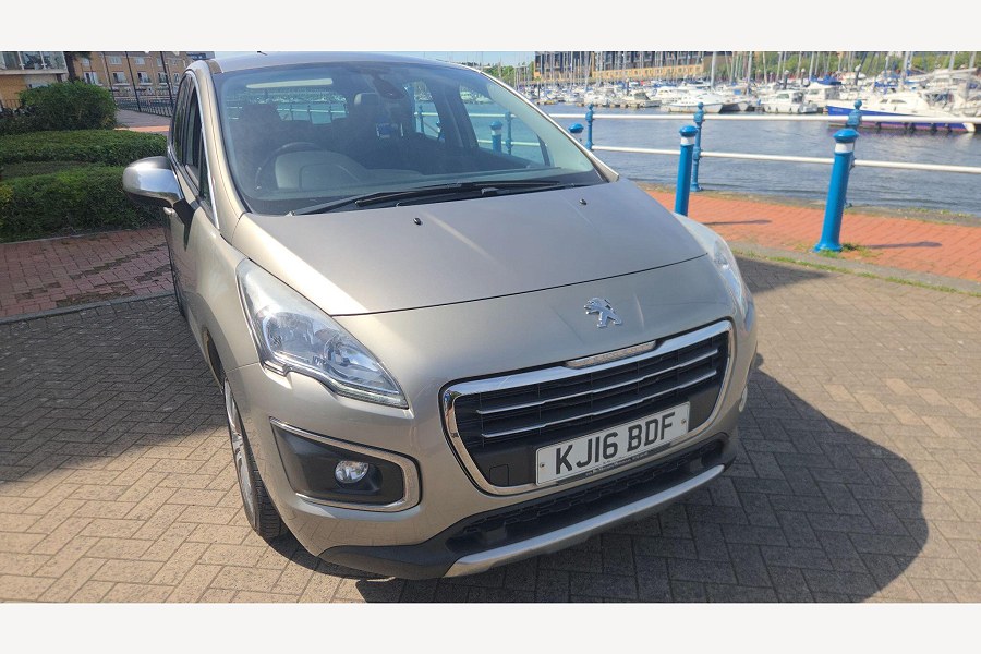 2016 Peugeot 3008 photo 7
