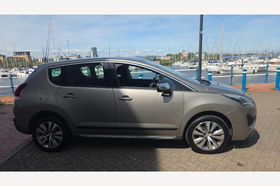 2016 Peugeot 3008 photo 3