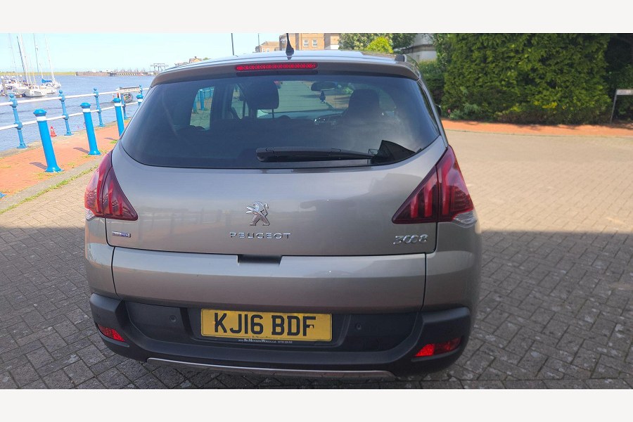 2016 Peugeot 3008 photo 12